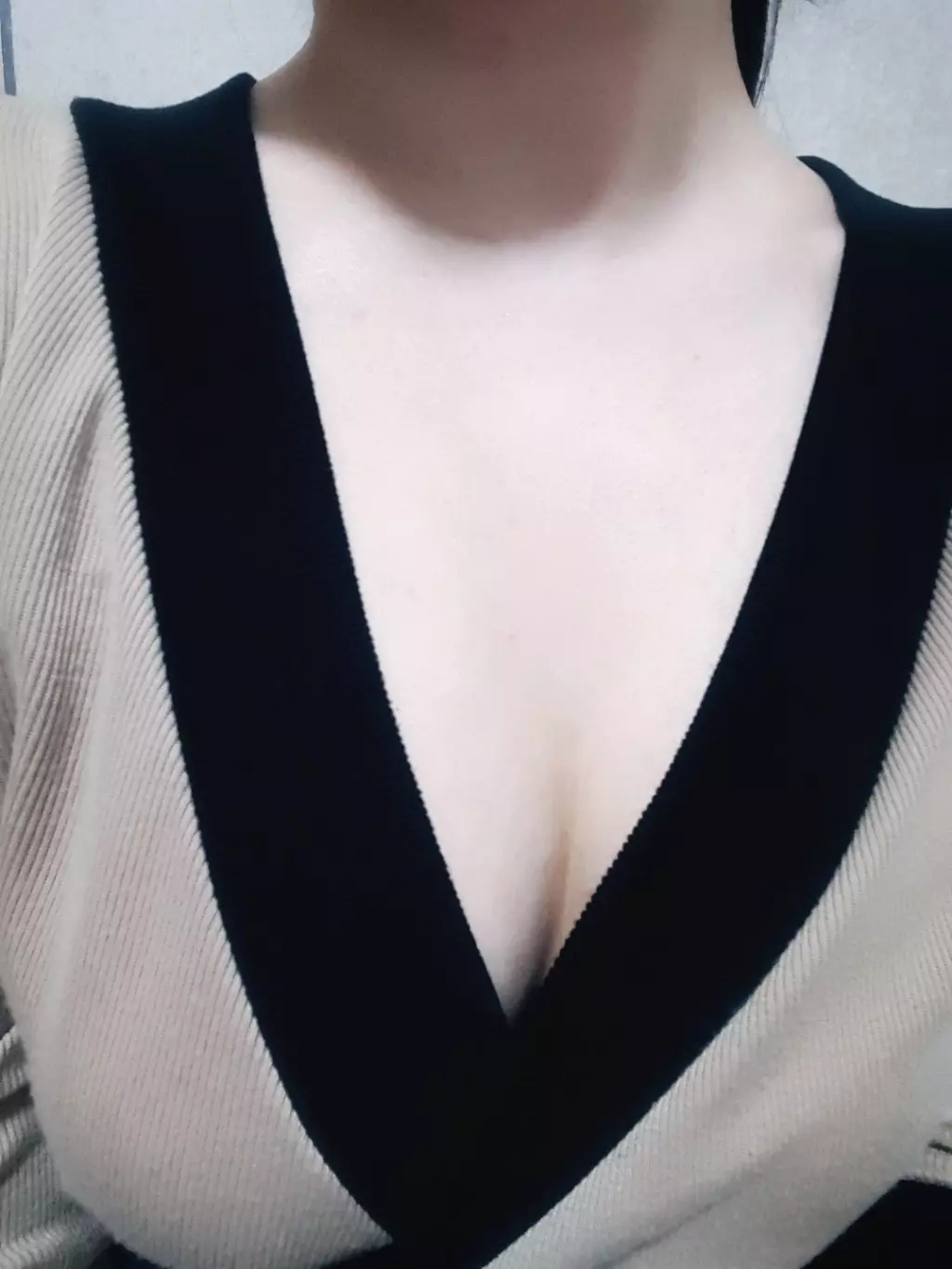 저는 aa입니다ㅠ 하프컵으로 여러분 요로케나 옷태가 달라질 수 있어요.. 사이즈때문에