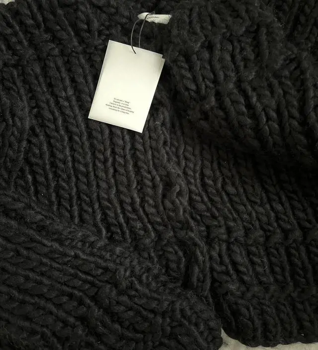 bold handmade cardigan - OHOTORO