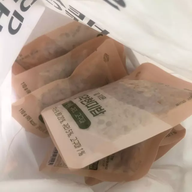 항상 마켓컬리에서 주문해서 먹었었는데 재고가 없길래 여기서 25개 주문해서 먹고 있습