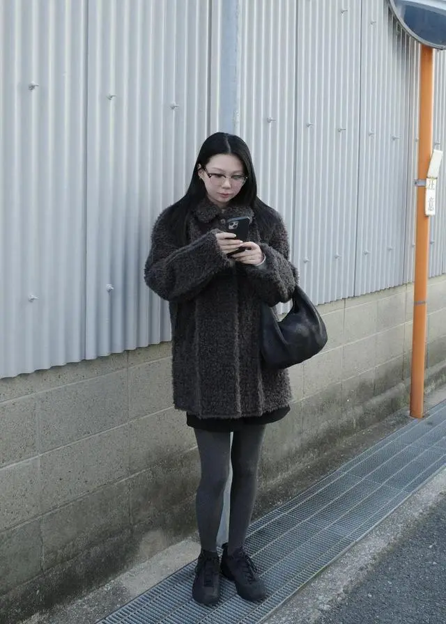 即日発送　新品タグ付　Molo Mustang Coat charcoal molo mustang coat - ohotoro