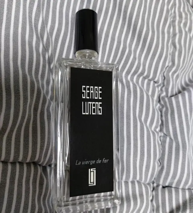 香水(ユニセックス) Serge Lutens La Vierge de Fer 50ml La vierge de fer